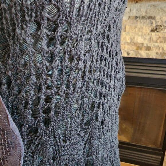 Free People Sleeveless Lined Crochet Knit Top with Sequined Front Panel Sz Small - Picture 5 of 6